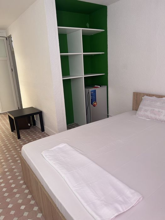 Vila 8 camere - Saturn - afacere la cheie