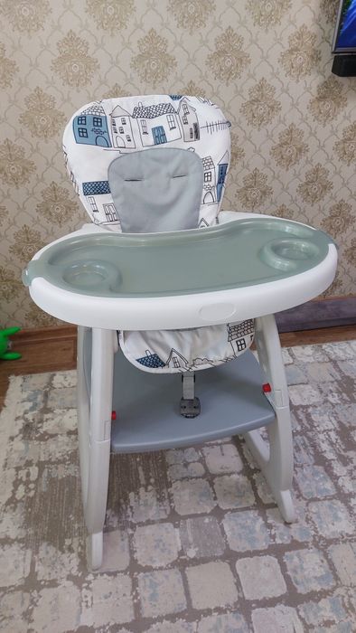 Продам стульчик для кормления 2 в 1