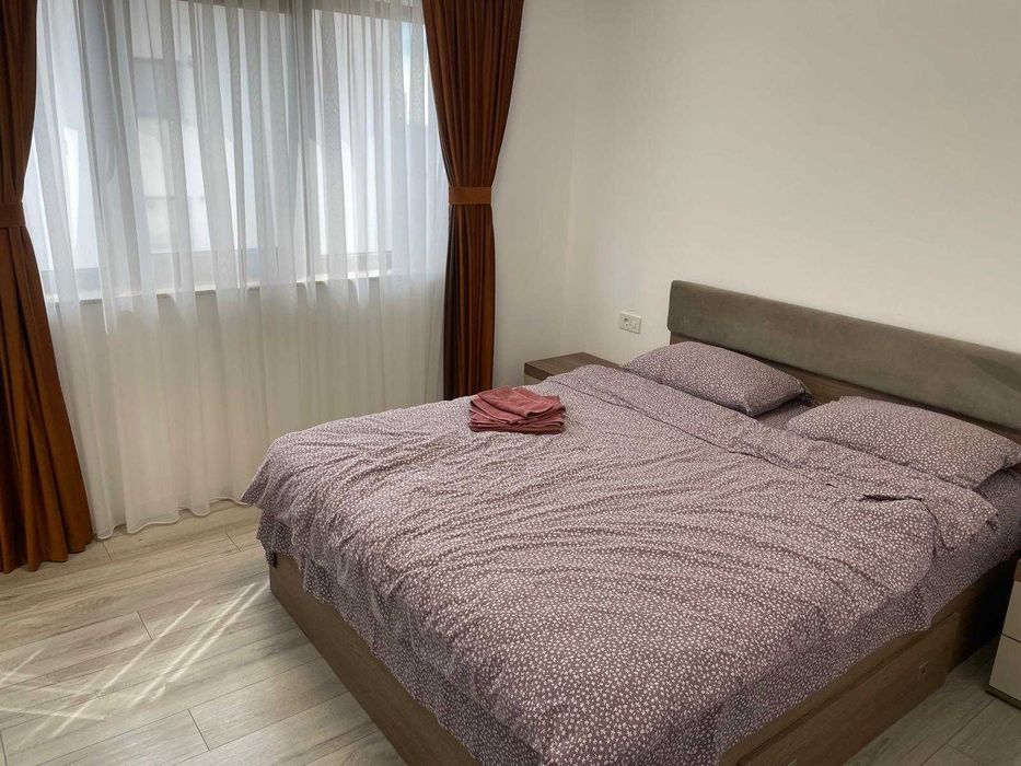 Inchiriez apartament 2 camere, cartier Magnolia Păulești inclusiv parcare proprie
