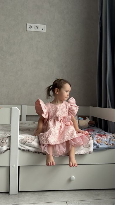 Нарядное платье для девочки