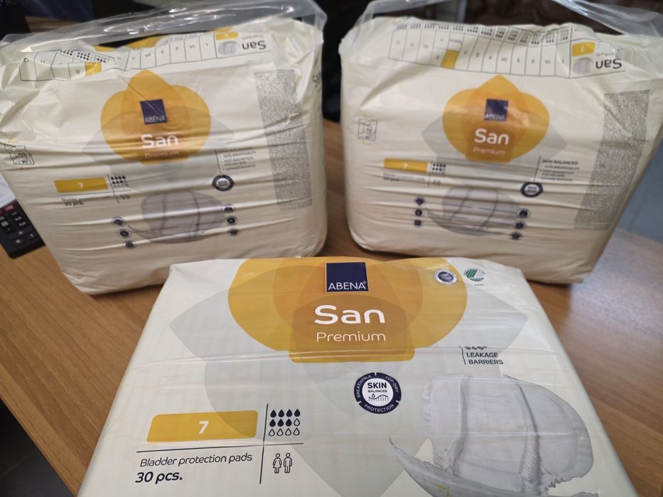 Scutece si absorbante pentru adulți