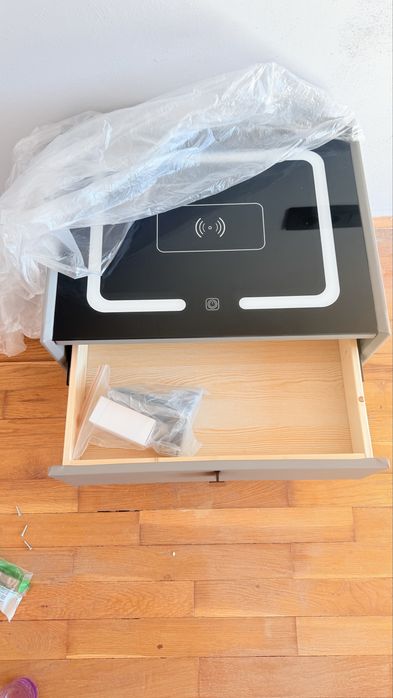 Noptiere smart noi