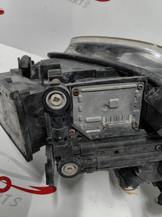 Десен фар VW Phaeton 2004г.