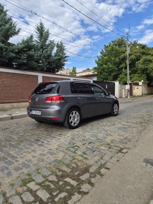 VOLKSWAGEN Golf 2010 — imagine 4