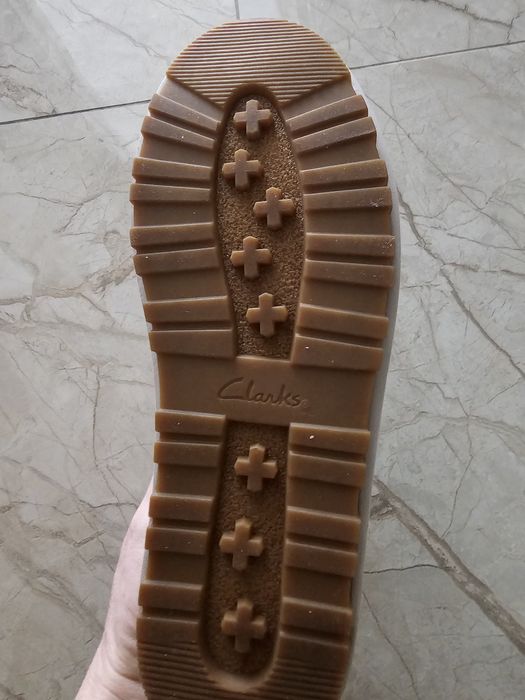 Модерни обувки Clarks, размер 39