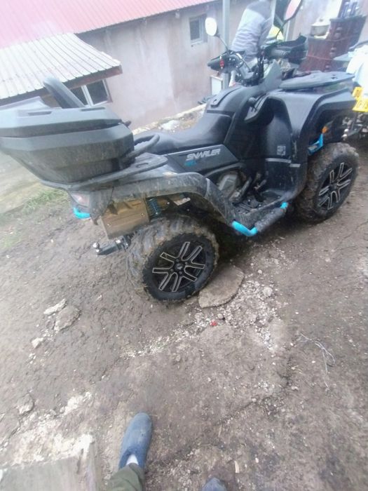 Se vinde atv  cu servo