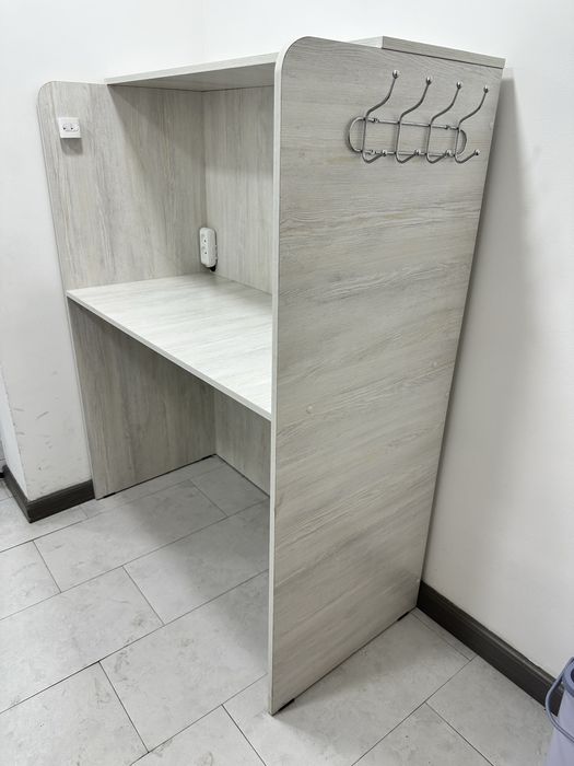 Продается Reception Ресепшен стол для бизнеса