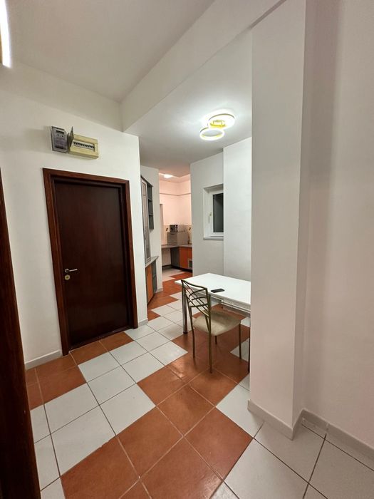 Închiriez apartament 3 camere Vatra luminoasa
