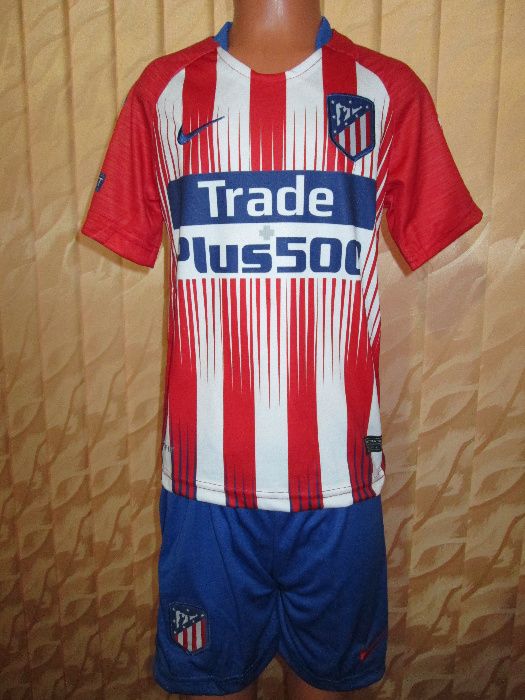 РЕТРО детски екип ПСЖ Буфон 116 размер /Атл.М. Гризман 176 размер 2019