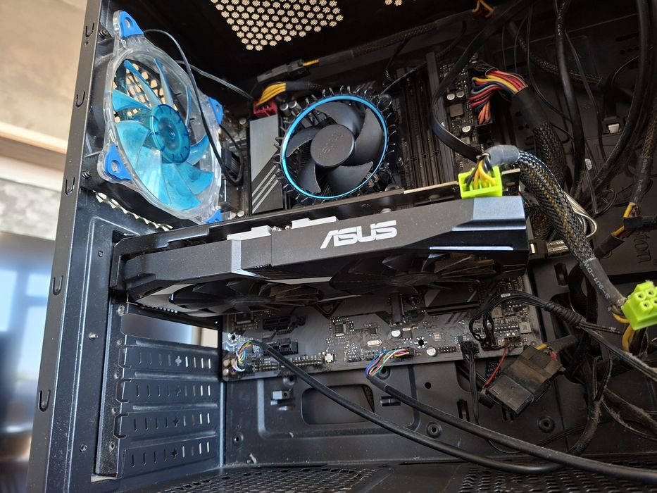 Computer gaming  DDR5