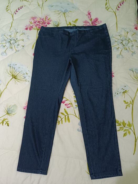 Дънки и панталони