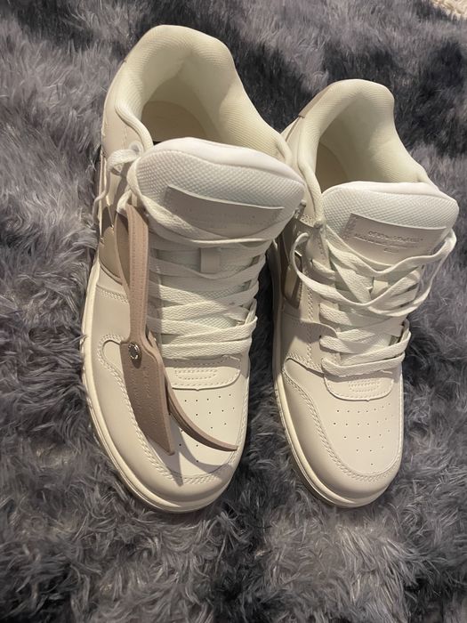 Off white out of office marimea 43