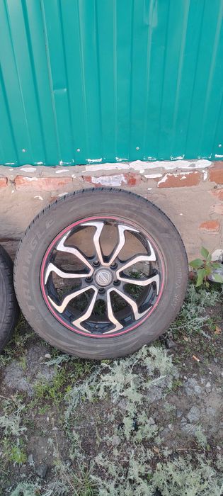 Продам титанки с резиной