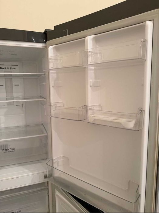 продам холодильник lg