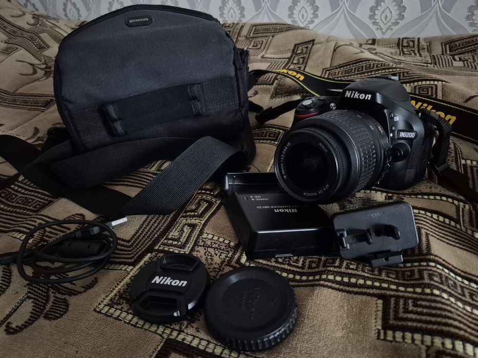 Nikon D5200 фотоаппарат