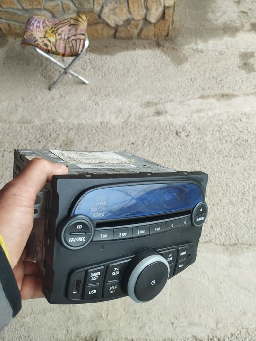 Spark magnitafon sotiladi