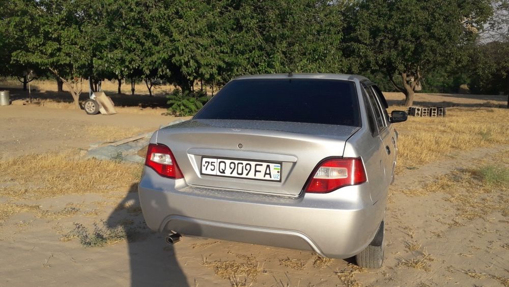 Nexia 2  1.6 motor