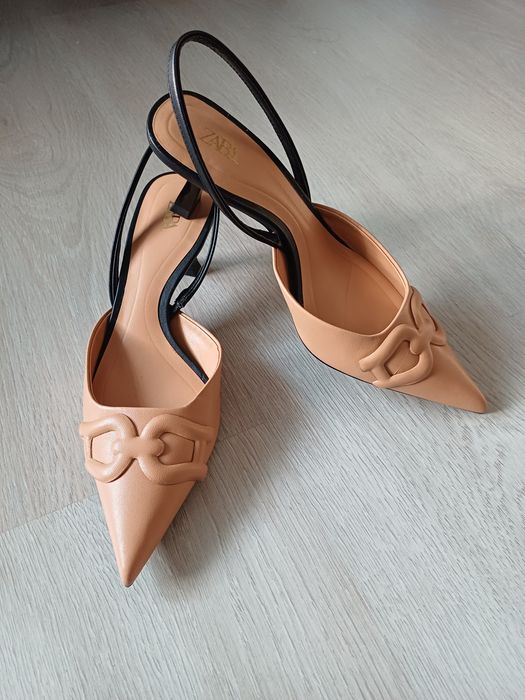 Новые туфли слингбэки ZARA