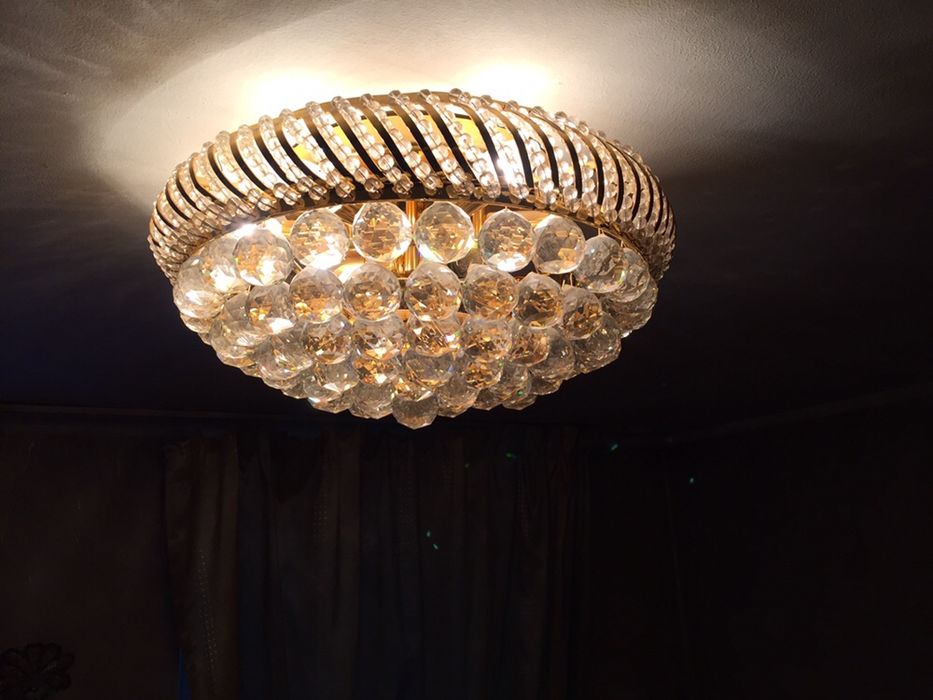 Люстры хрустальные