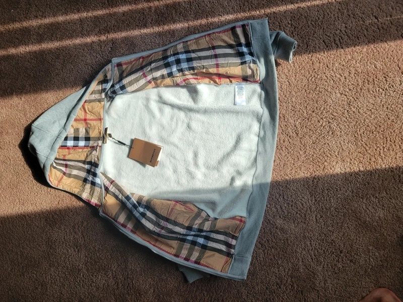 Burberry  суичър