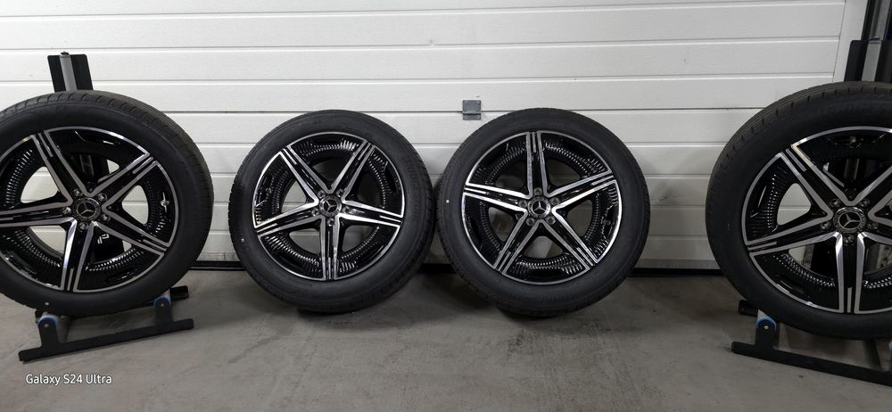 AMG  оригинални джанти  EQE 19"