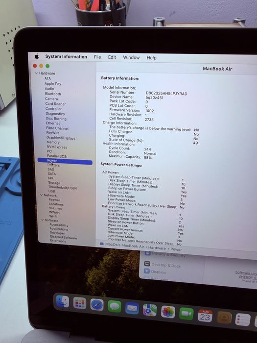 MacBook Air 2020 M1 – 8GB RAM – SSD 256GB – 88% Baterie