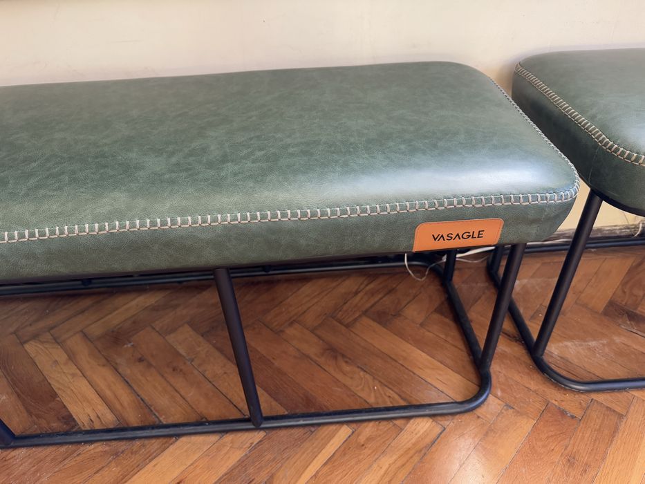 Scaune  si bāncuță "industrial type".