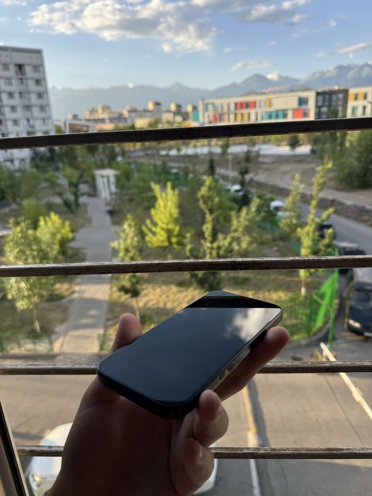 Айфон 16 про е сим