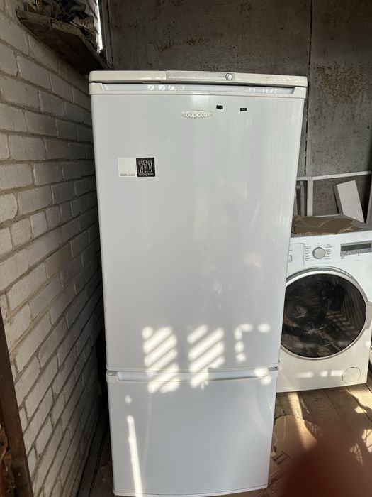 Холодильник Бирюса