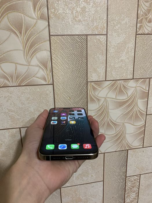 Продам iPhone 15 pro max