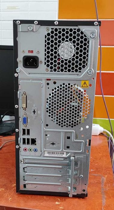 Lenovo Edge72 Intel G2030 4Gb RAM 500 Gb HDD