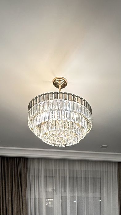 3 люстры, можно по отдельности