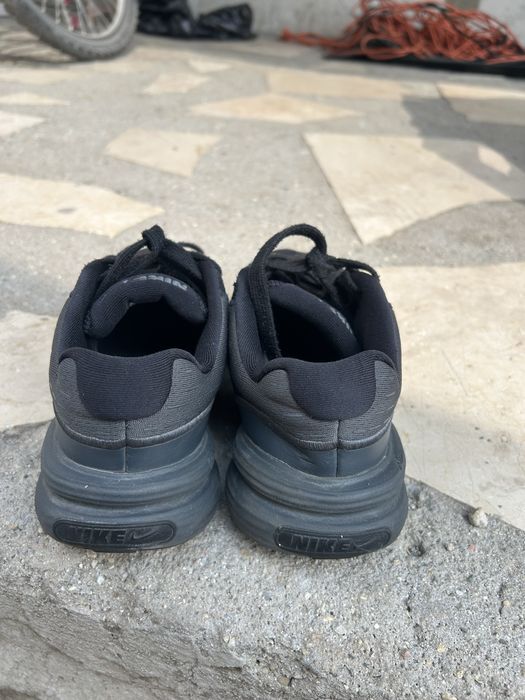 Продавам използвани  маратонки nike phaylon 36 номер в доста добро състояние носени са 4 5 пъти