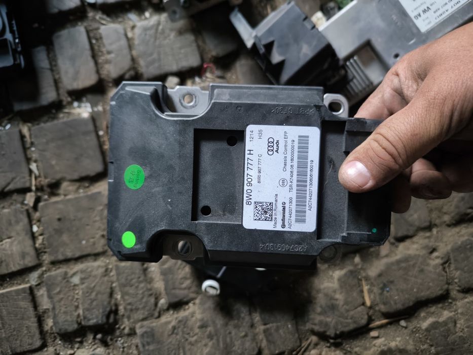 Модул за активни амортисьори Audi A4/A5 B9