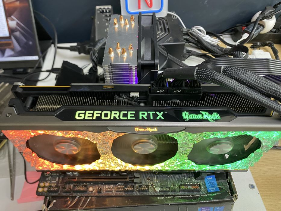 Продам RTX 3080 10GB GameRock