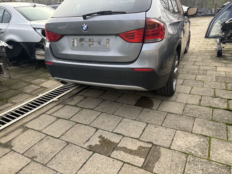 Bara spate BMW X1 E84