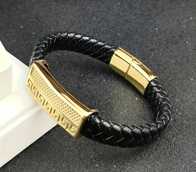 Луксозни мъжки кожени гривни с елементи Версаче