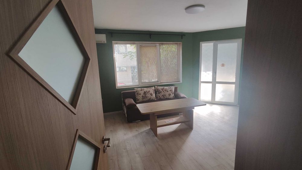 Дава се под наем Тристаен апартамент в Варна, Генералите - 78 кв.м за 504.9 € - Снимка #1