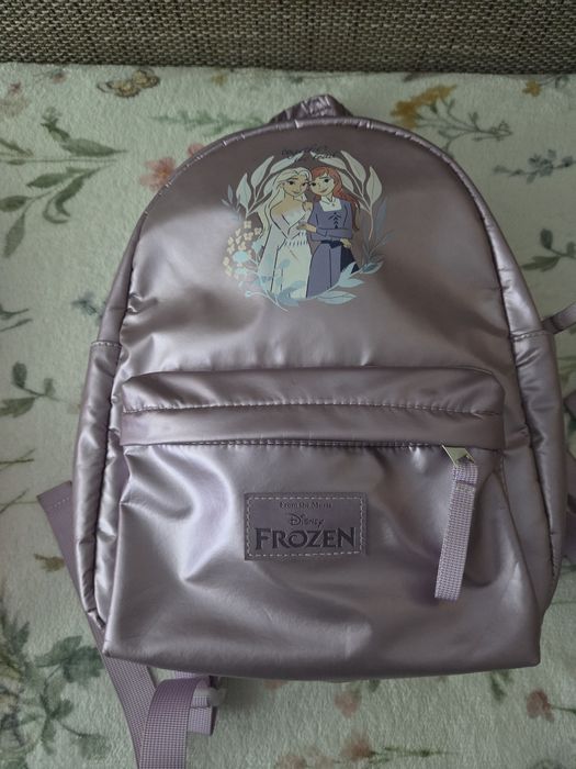 Ghiozdan mediu frozen