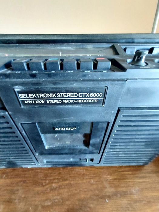 Radio casetofon  RETRO