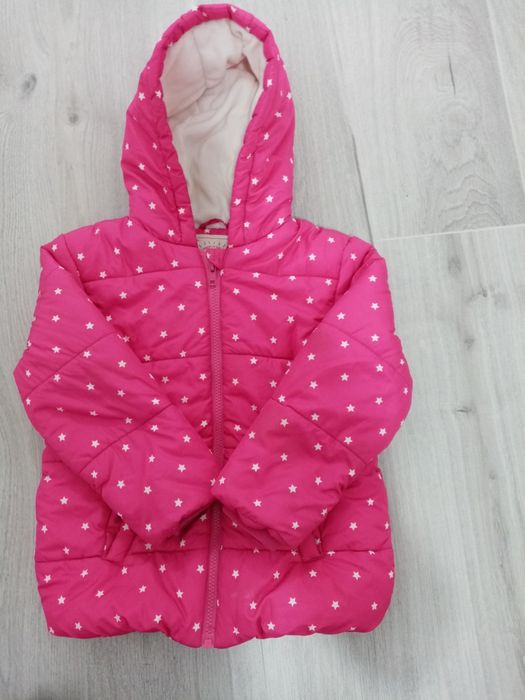 Vând geaca iarna fetita