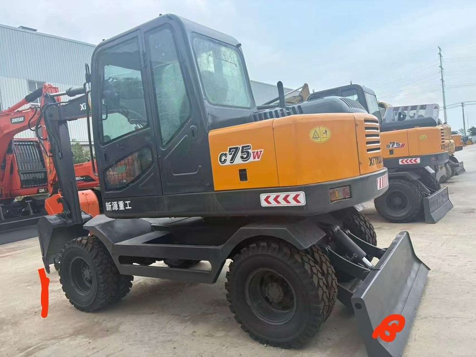 Калесный экскватор  С 75 W