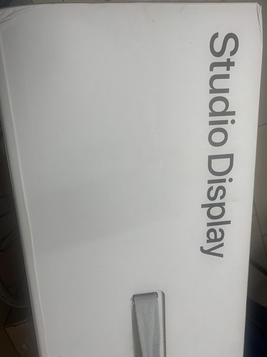 Монитор Apple StudioDisplay 2.0 Early 2026 с Nano