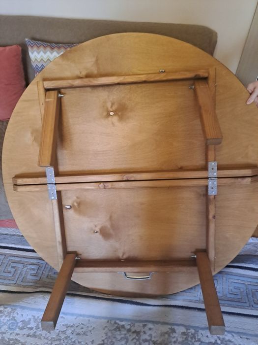 Национальный стол