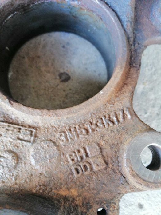 Втулка и шенкел за Форд Фокус