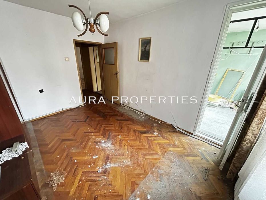 Продава се Многостаен апартамент в Разград, Варош - 100 кв.м за 1377 €/кв.м - Снимка #7