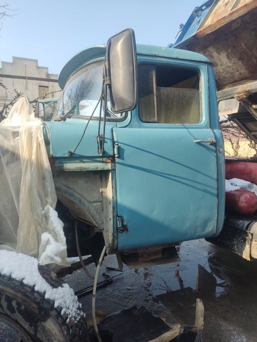 Зил кабинаси сотилади