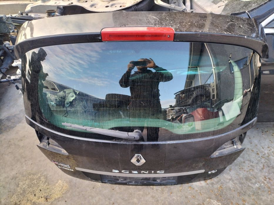 Врата багажник Renault Scenic / Рено Сценик 2010г.