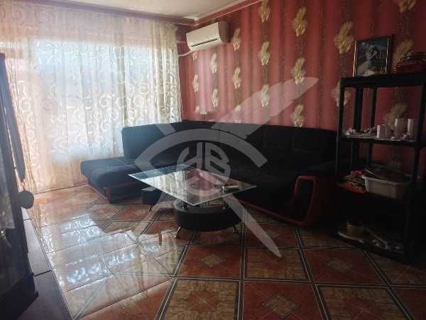 Двустаен апартамент в Карнобат 94711