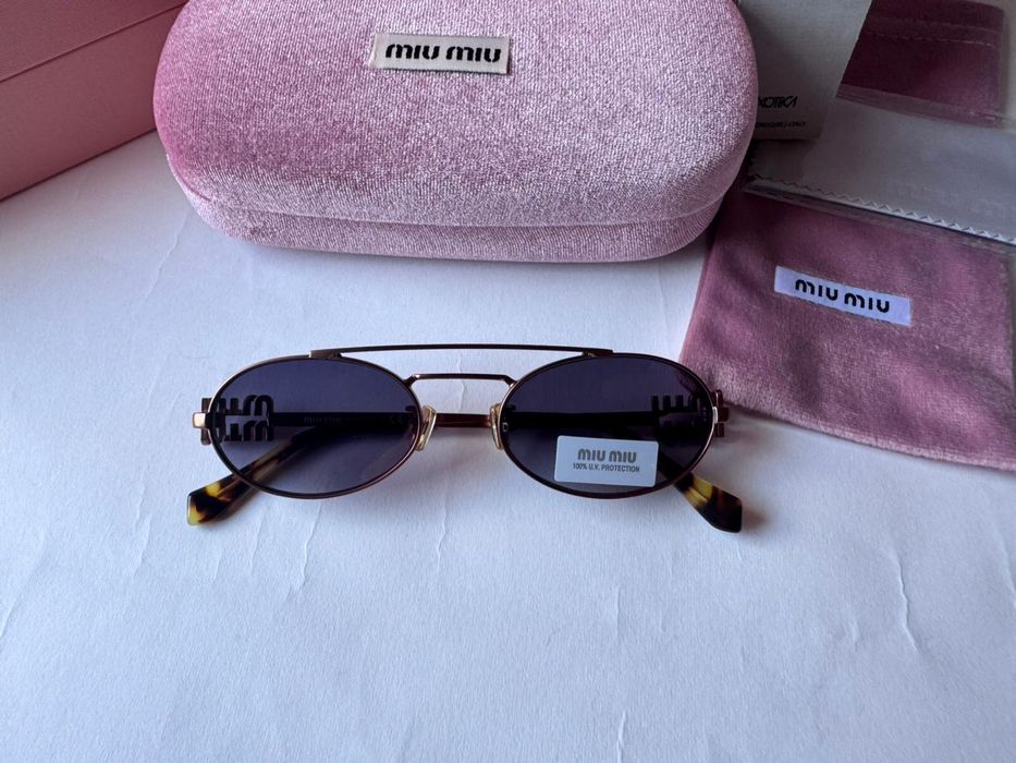 Ochelari de soare Miu Miu SMU 54ZS 53-19 140, Noi